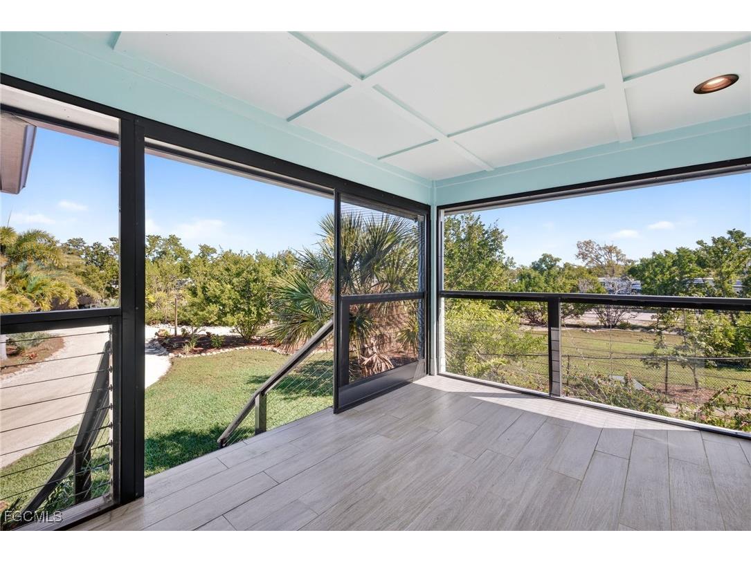 1211 Periwinkle Way Sanibel FL 33957 2026002303 image11