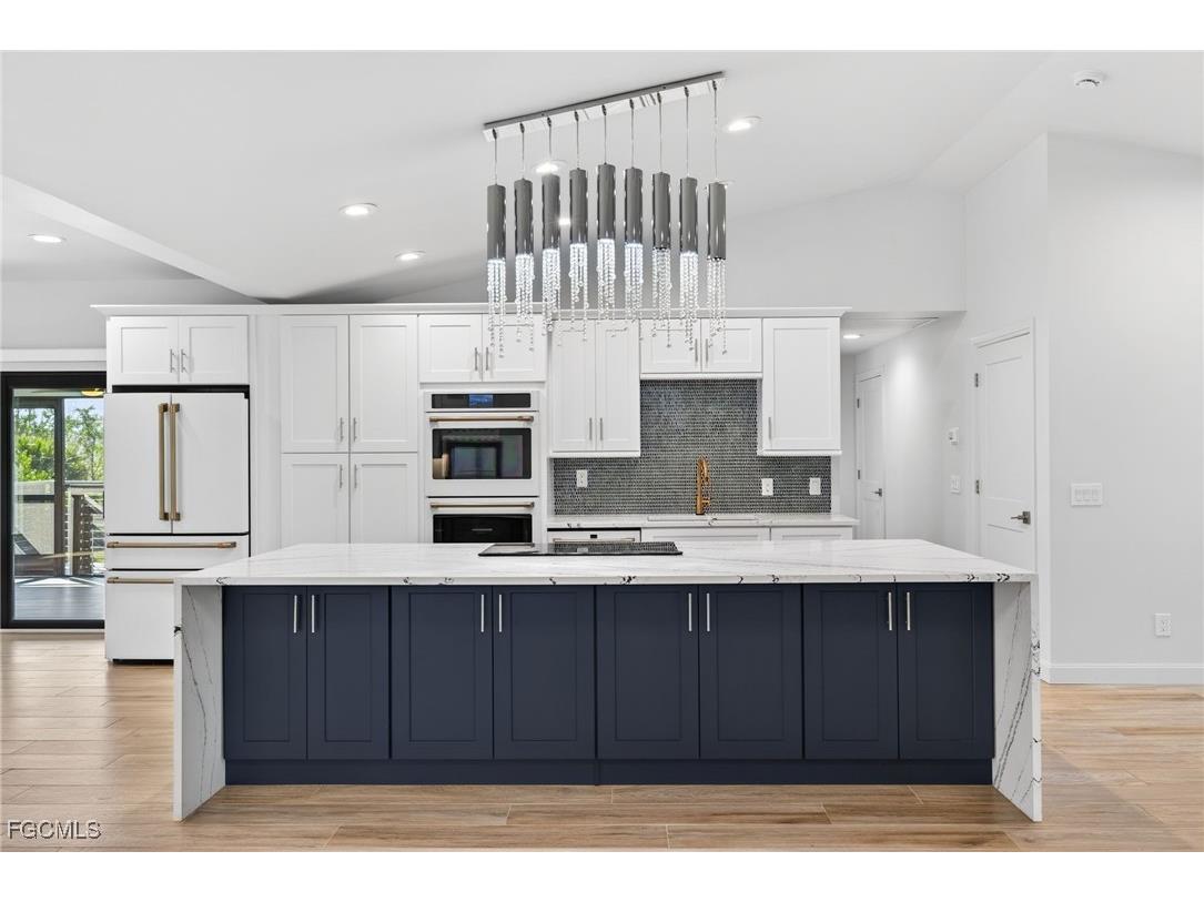 1211 Periwinkle Way Sanibel FL 33957 2026002303 image18