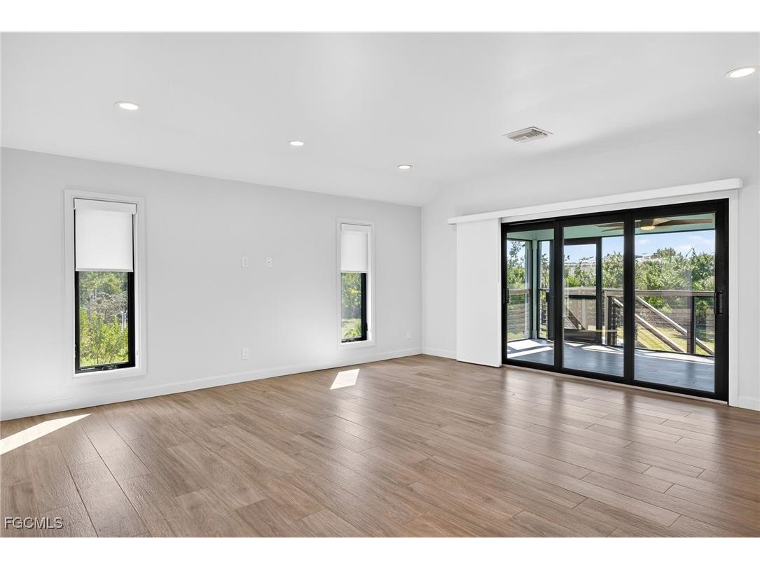 1211 Periwinkle Way Sanibel FL 33957 2026002303 image24