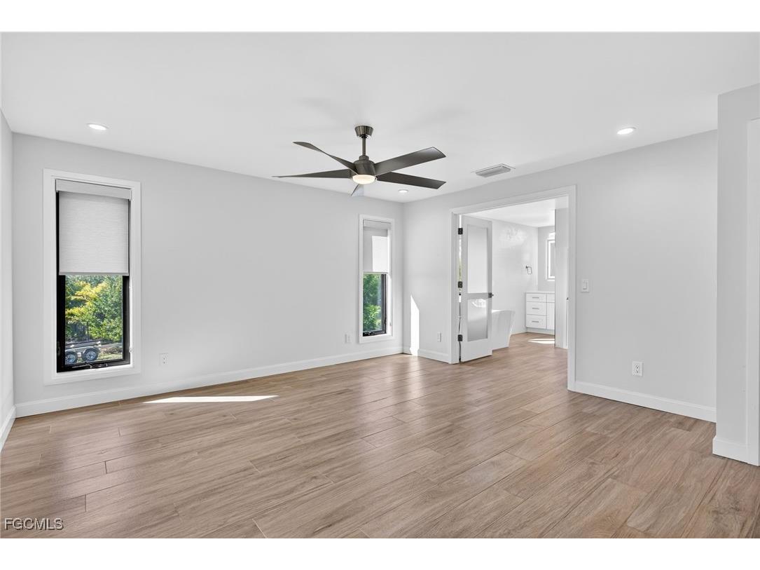 1211 Periwinkle Way Sanibel FL 33957 2026002303 image26