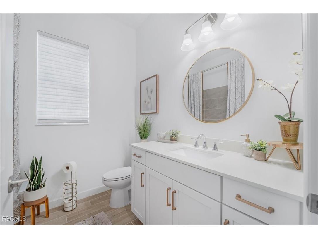 1211 SE 10th Avenue Cape Coral FL 33990 2026004416 image24