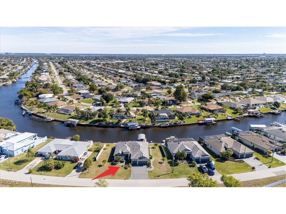 1211 SE 10th Avenue Cape Coral FL 33990 2026004416 image41