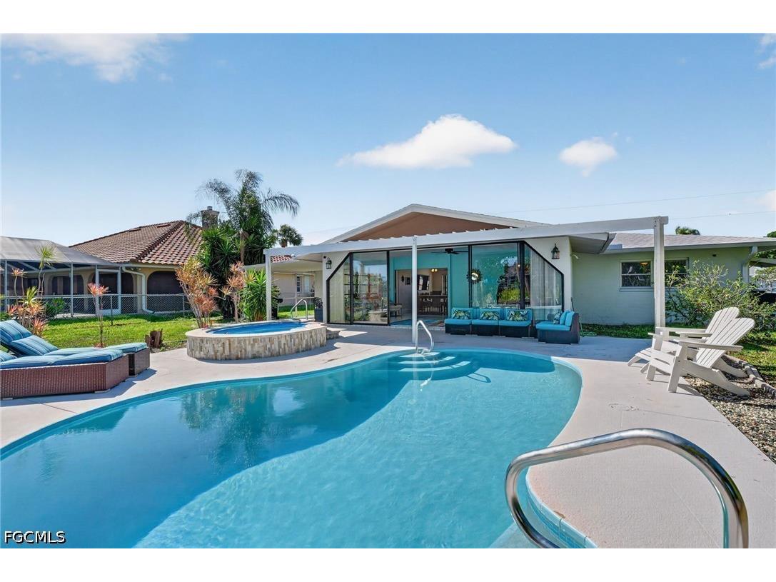1211 SE 21st Street Cape Coral FL 33990 2026017542 image1