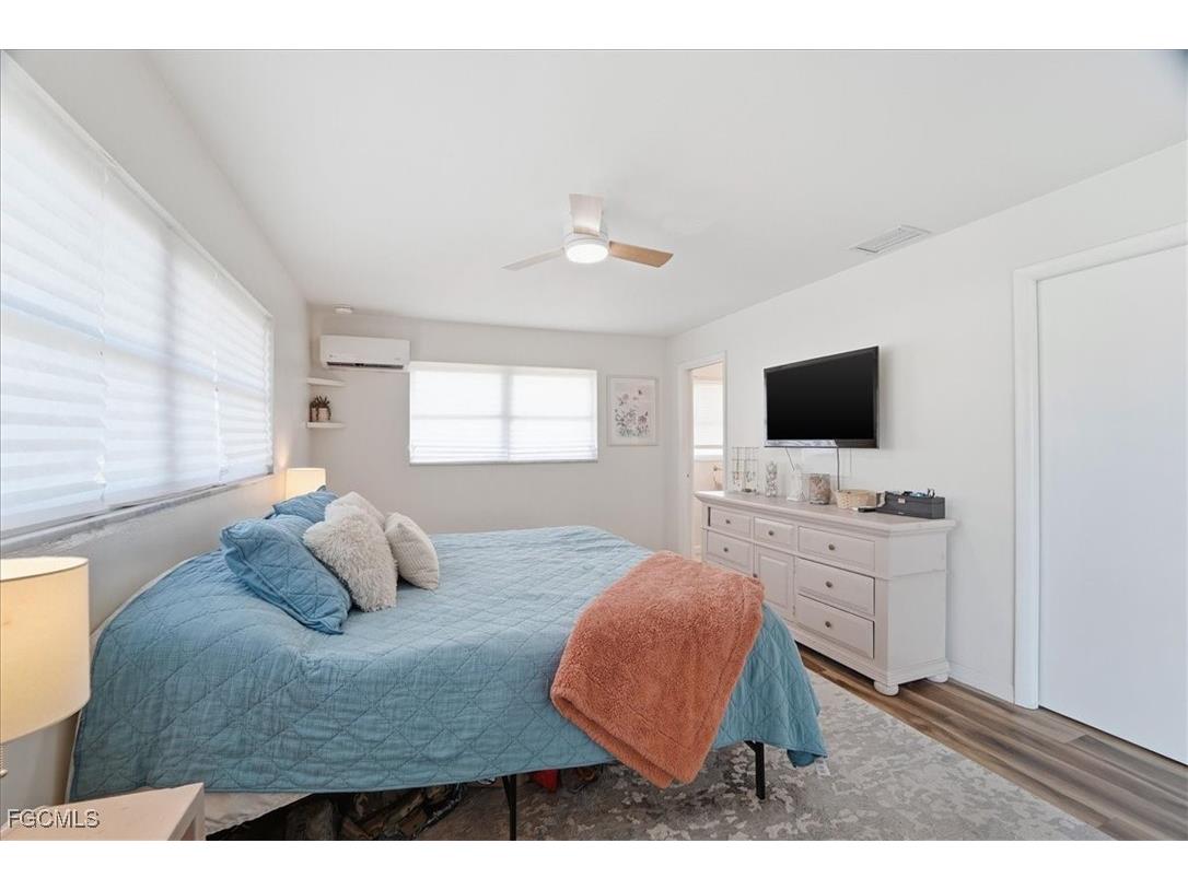 1211 SE 34th Street Cape Coral FL 33904 2025023689 image25