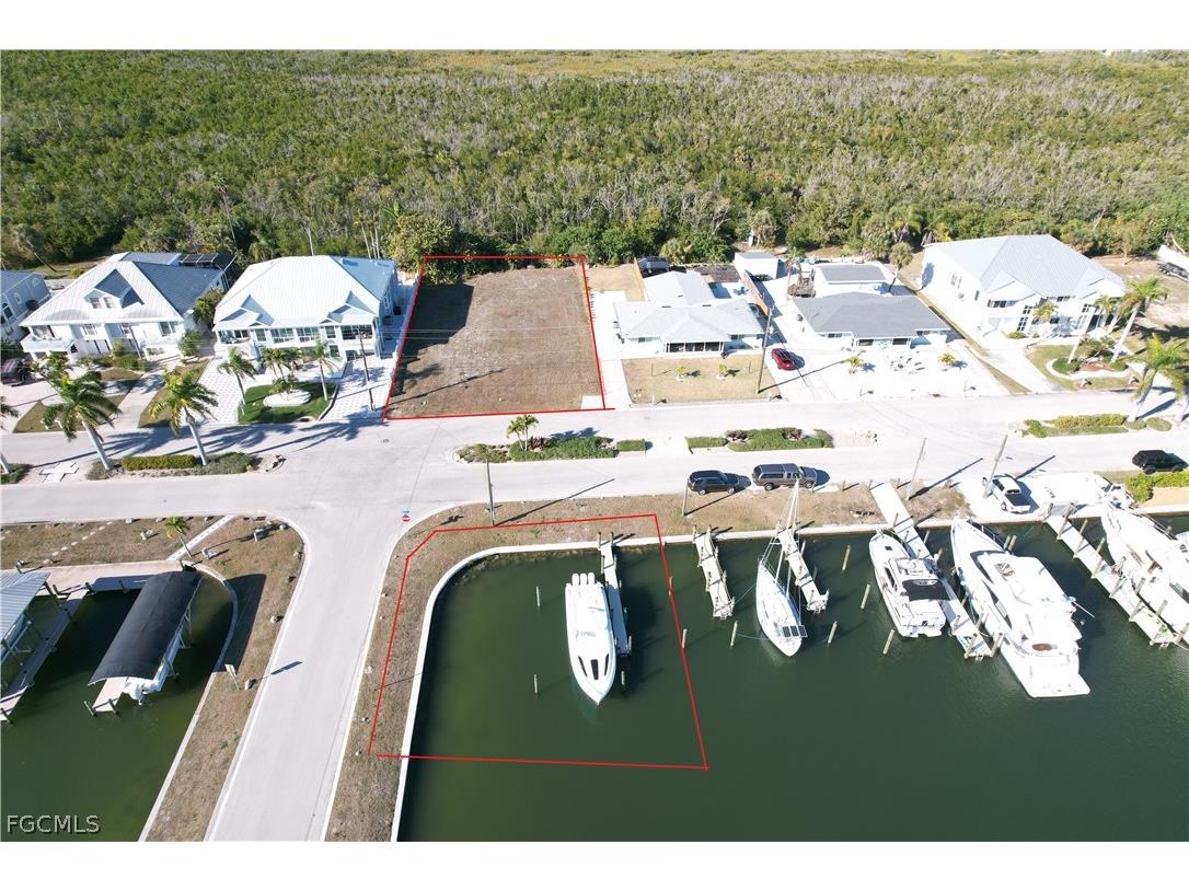 12110/12112 Siesta Drive Fort Myers Beach FL 33931 2026009406 image1
