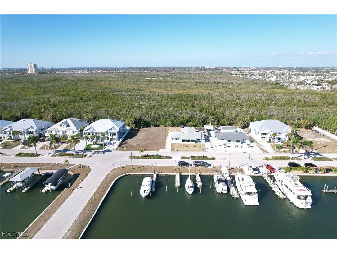 12110/12112 Siesta Drive Fort Myers Beach FL 33931 2026009406 image10