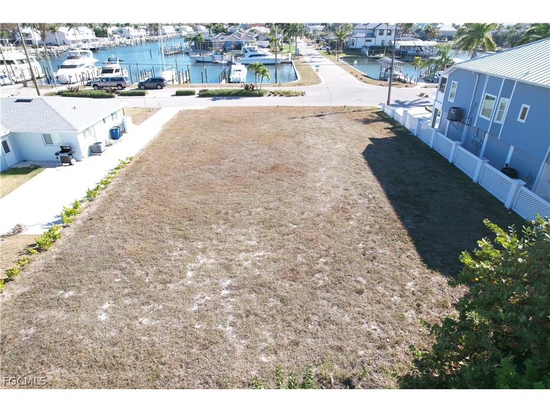 12110/12112 Siesta Drive Fort Myers Beach FL 33931 2026009406 image15