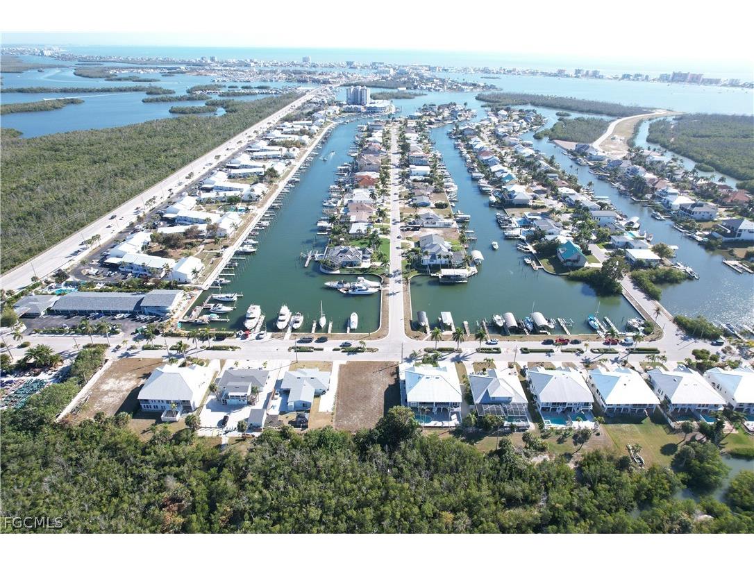 12110/12112 Siesta Drive Fort Myers Beach FL 33931 2026009406 image3