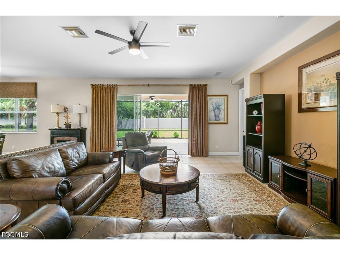 12111 Hidden Links Drive Fort Myers FL 33913 2026016178 image10