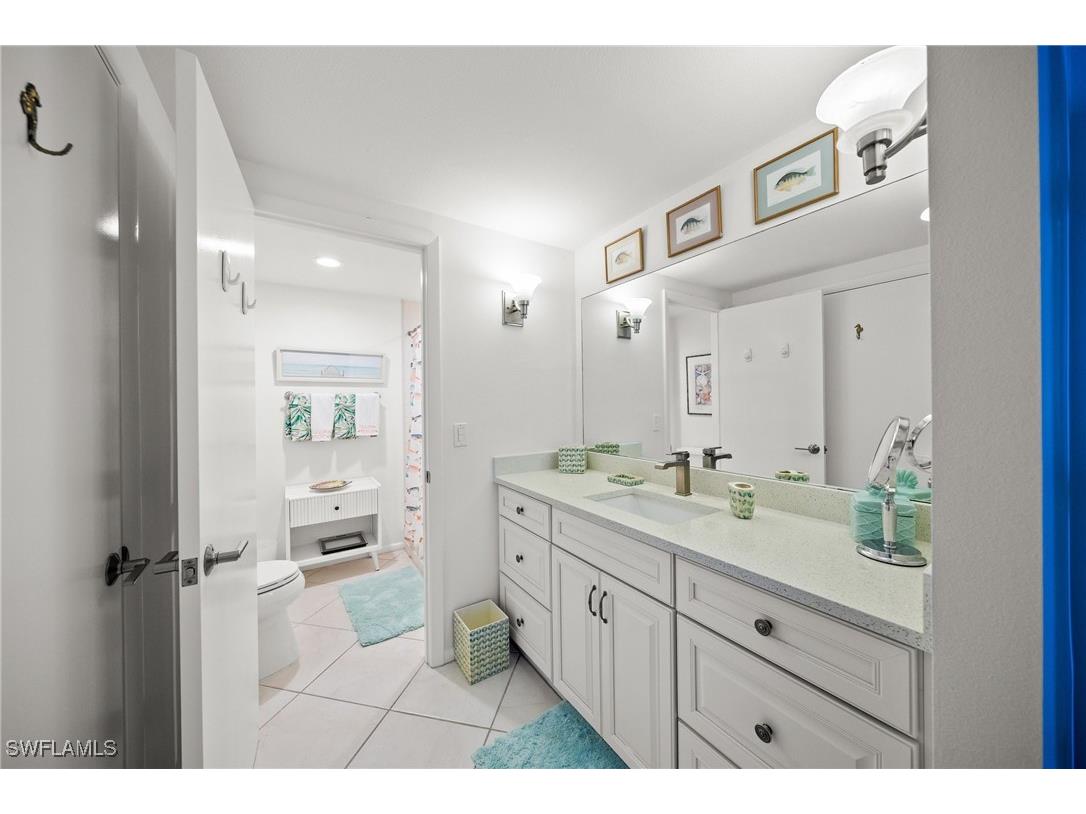 1212 Benjamin Franklin Drive #102 Sarasota FL 34236 225013174 image28