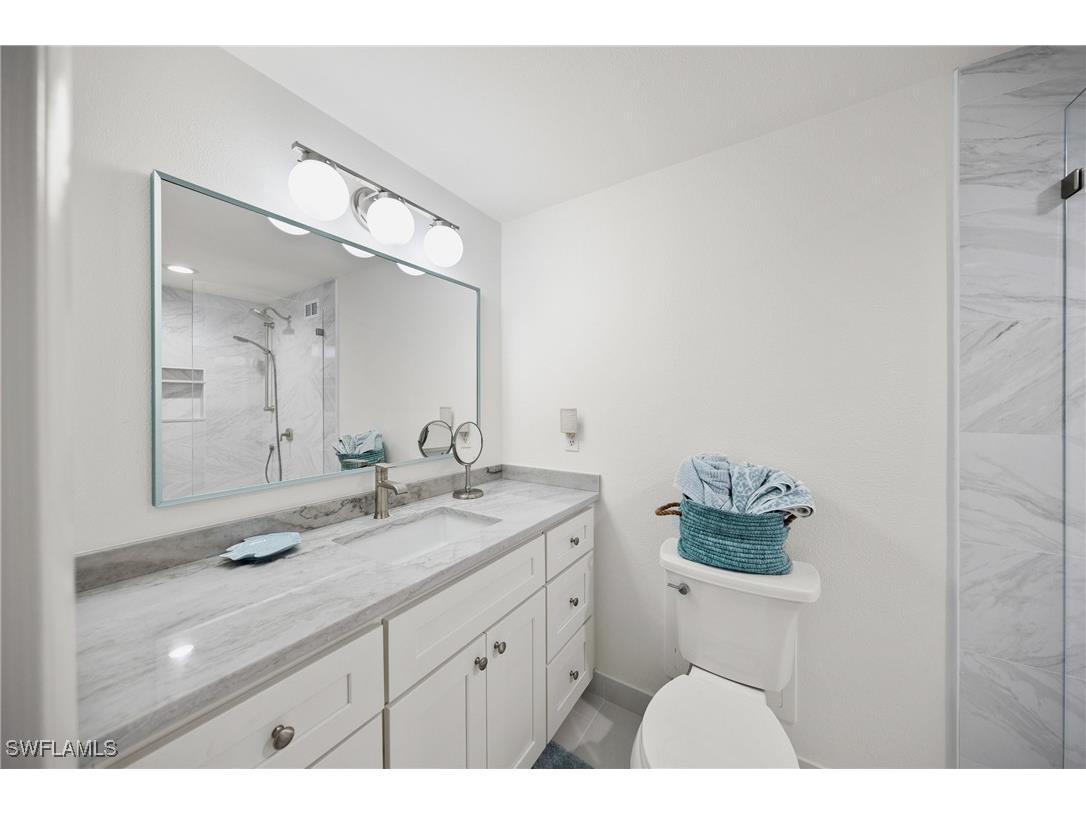 1212 Benjamin Franklin Drive #102 Sarasota FL 34236 225013174 image31