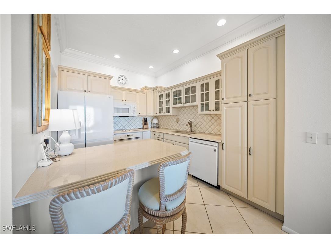 1212 Benjamin Franklin Drive #102 Sarasota FL 34236 225013174 image4