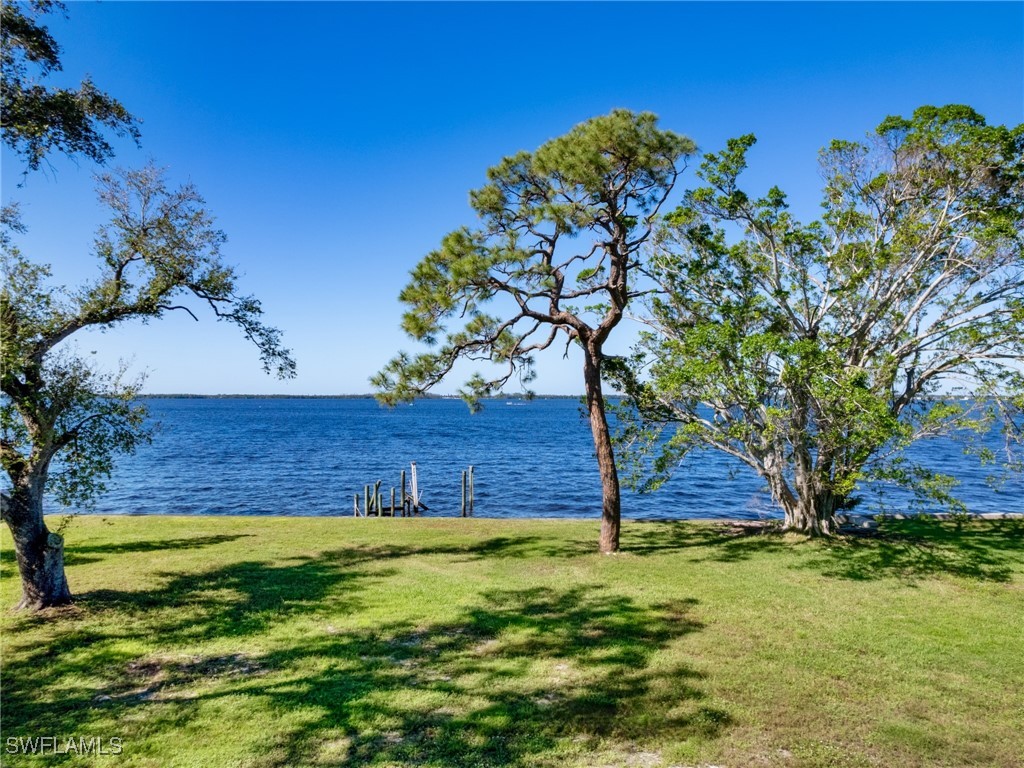 1212 Coconut Drive Fort Myers FL 33901 224093868 image11