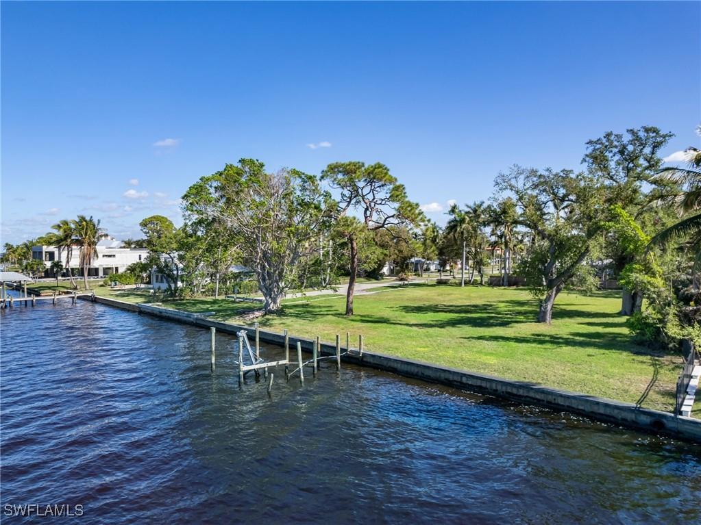 1212 Coconut Drive Fort Myers FL 33901 224093868 image20