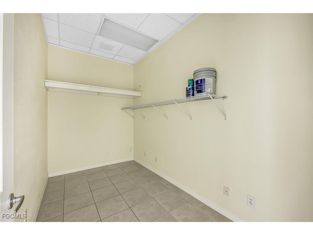 1212 Country Club Boulevard Cape Coral FL 33990 2026006001 image10