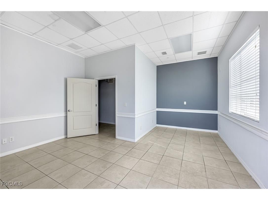 1212 Country Club Boulevard Cape Coral FL 33990 2026006001 image12