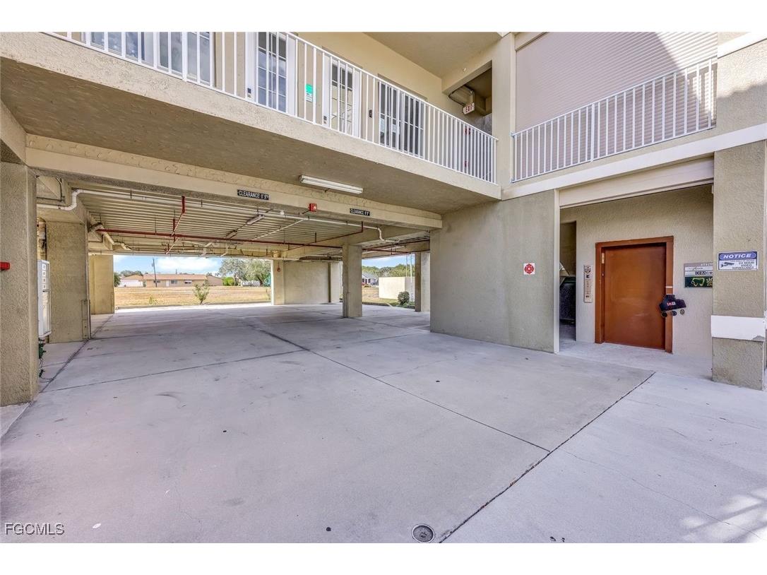 1212 Country Club Boulevard Cape Coral FL 33990 2026006001 image20