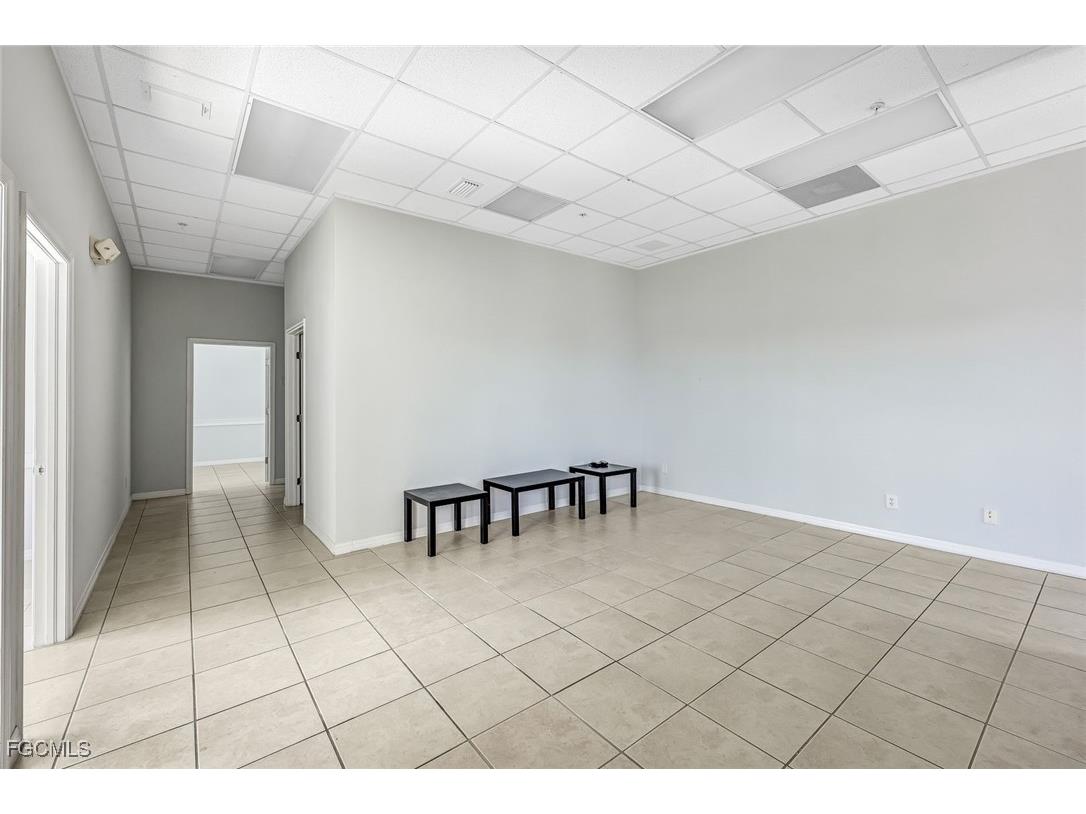 1212 Country Club Boulevard Cape Coral FL 33990 2026006001 image5