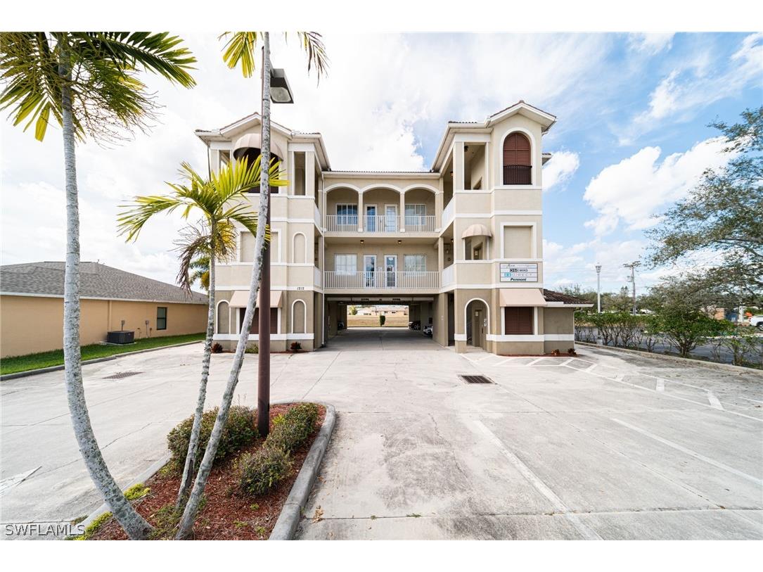1212 Country Club Boulevard Cape Coral FL 33990 222011328 image1