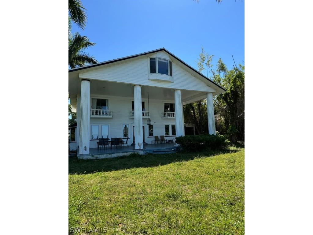 1212 Poinciana Avenue Fort Myers FL 33901 223069602 image1