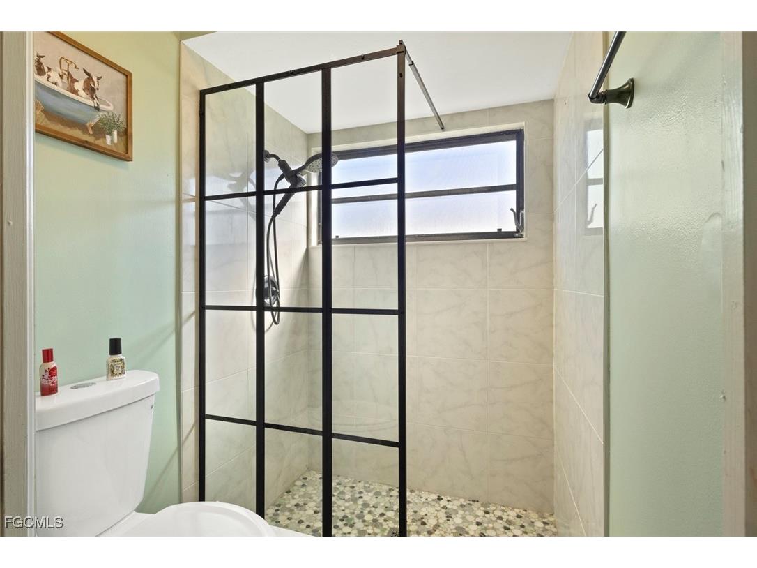 1212 SE 19th Street Cape Coral FL 33990 2026001393 image14