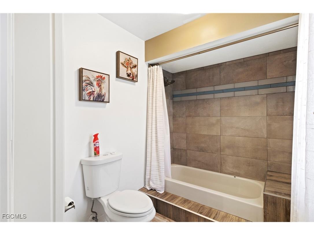 1212 SE 19th Street Cape Coral FL 33990 2026001393 image18