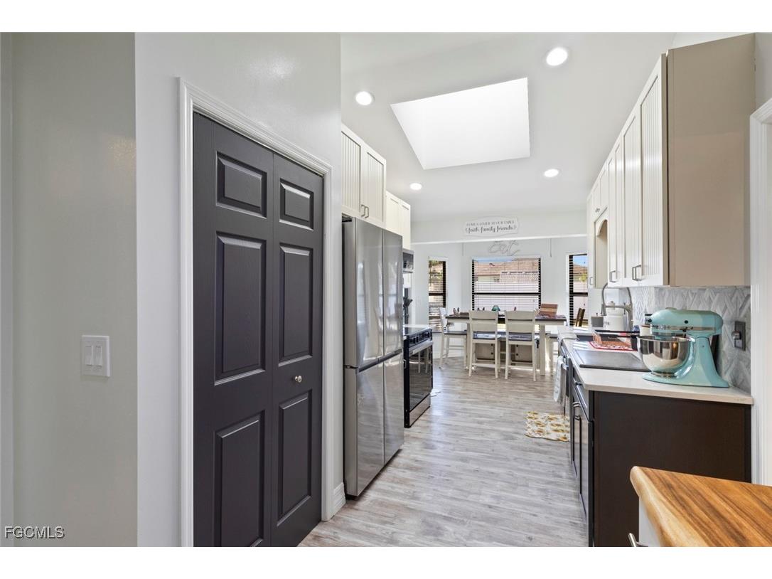 1212 SE 19th Street Cape Coral FL 33990 2026001393 image5