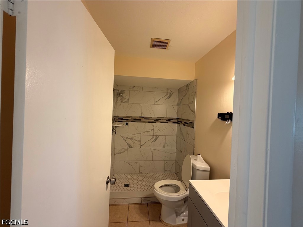 1212 SE 2nd Place Cape Coral FL 33990 2026015112 image7