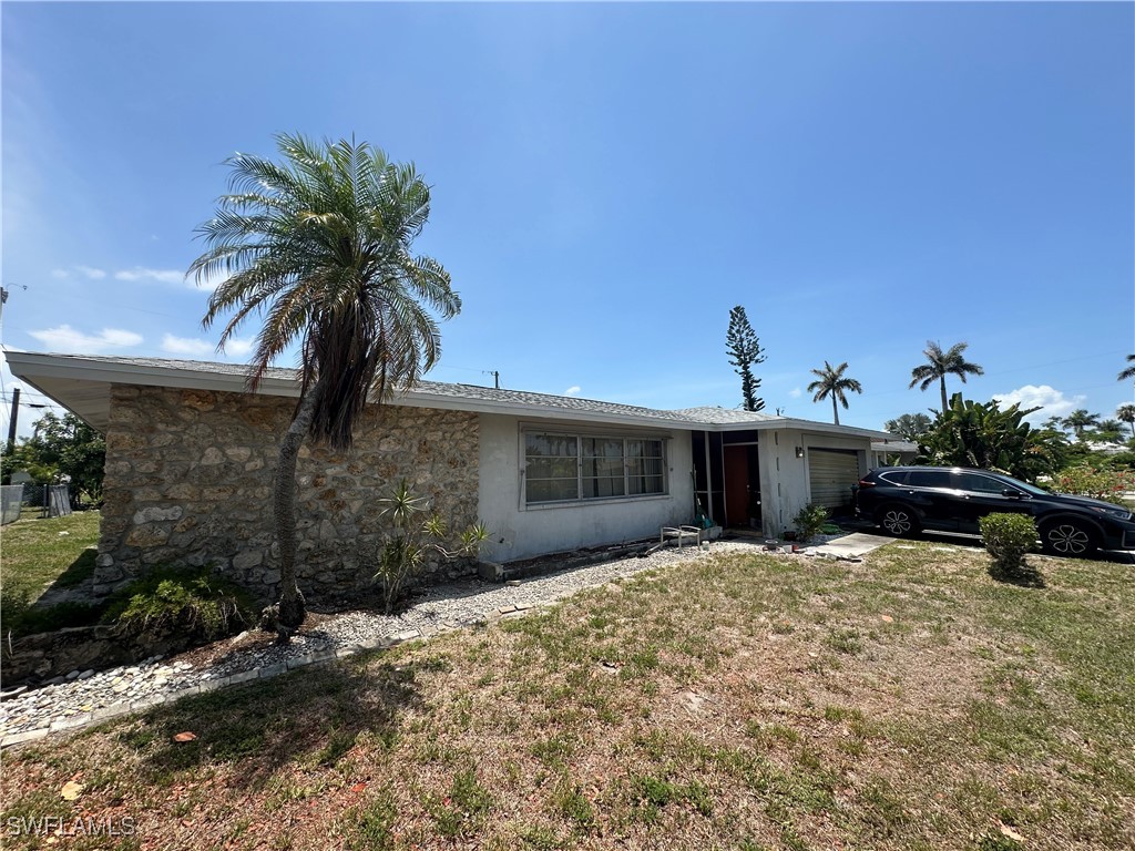 1212 SE 43rd Terrace Cape Coral FL 33904 225052855 image1