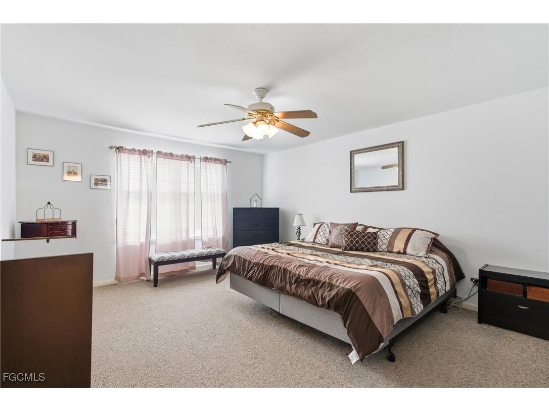 1212 SW 13th Street Cape Coral FL 33991 2025025419 image11