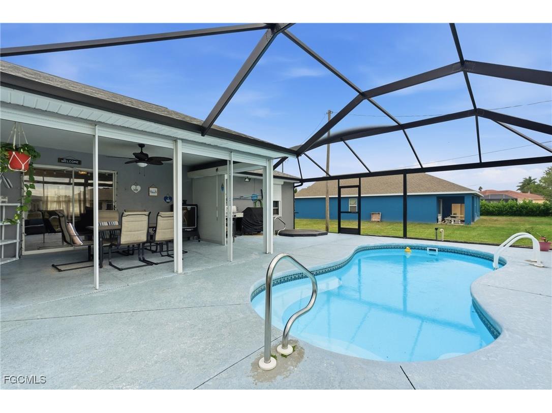 1212 SW 13th Street Cape Coral FL 33991 2025025419 image23