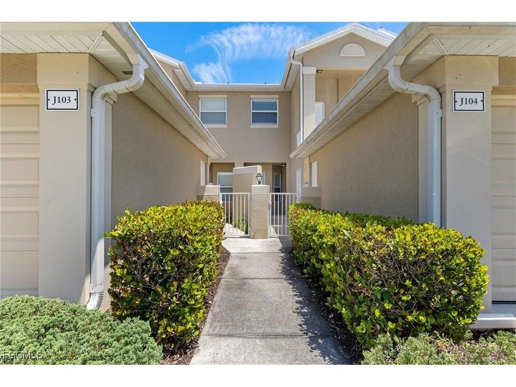 12120 Summergate Circle #103 Fort Myers FL 33913 2025017565 image1