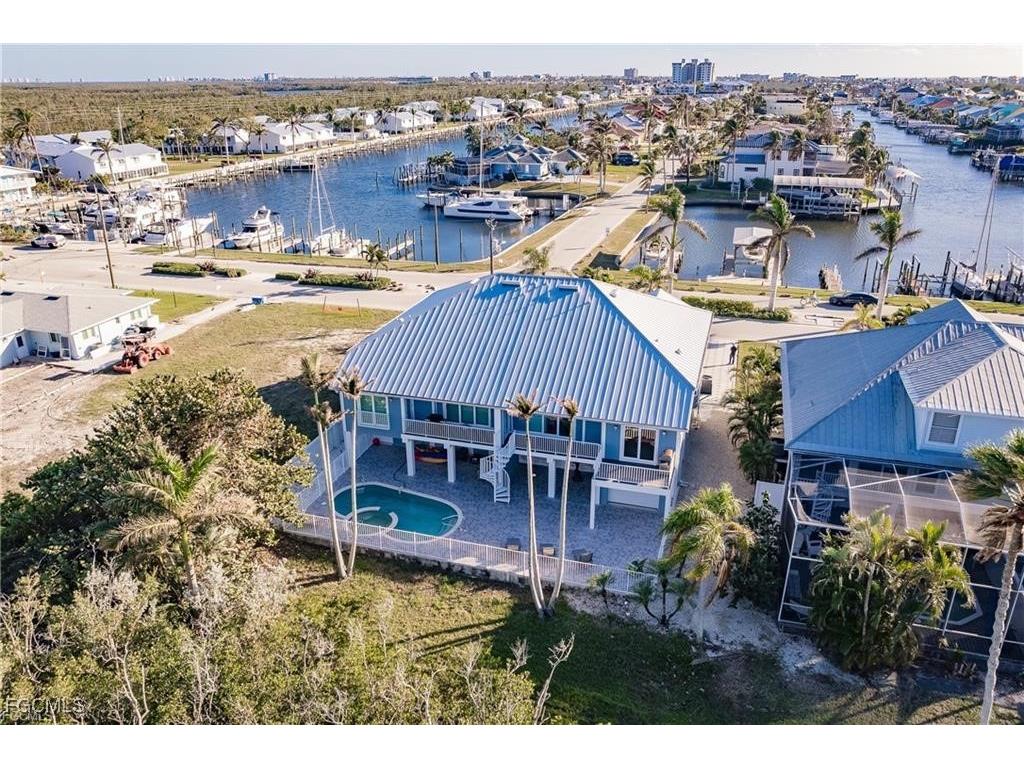 12122 Siesta Drive Fort Myers Beach FL 33931 2025020188 image29