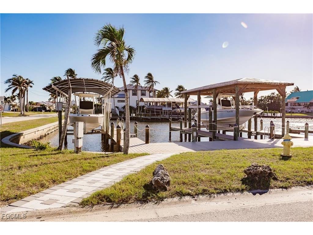 12122 Siesta Drive Fort Myers Beach FL 33931 2025020188 image3
