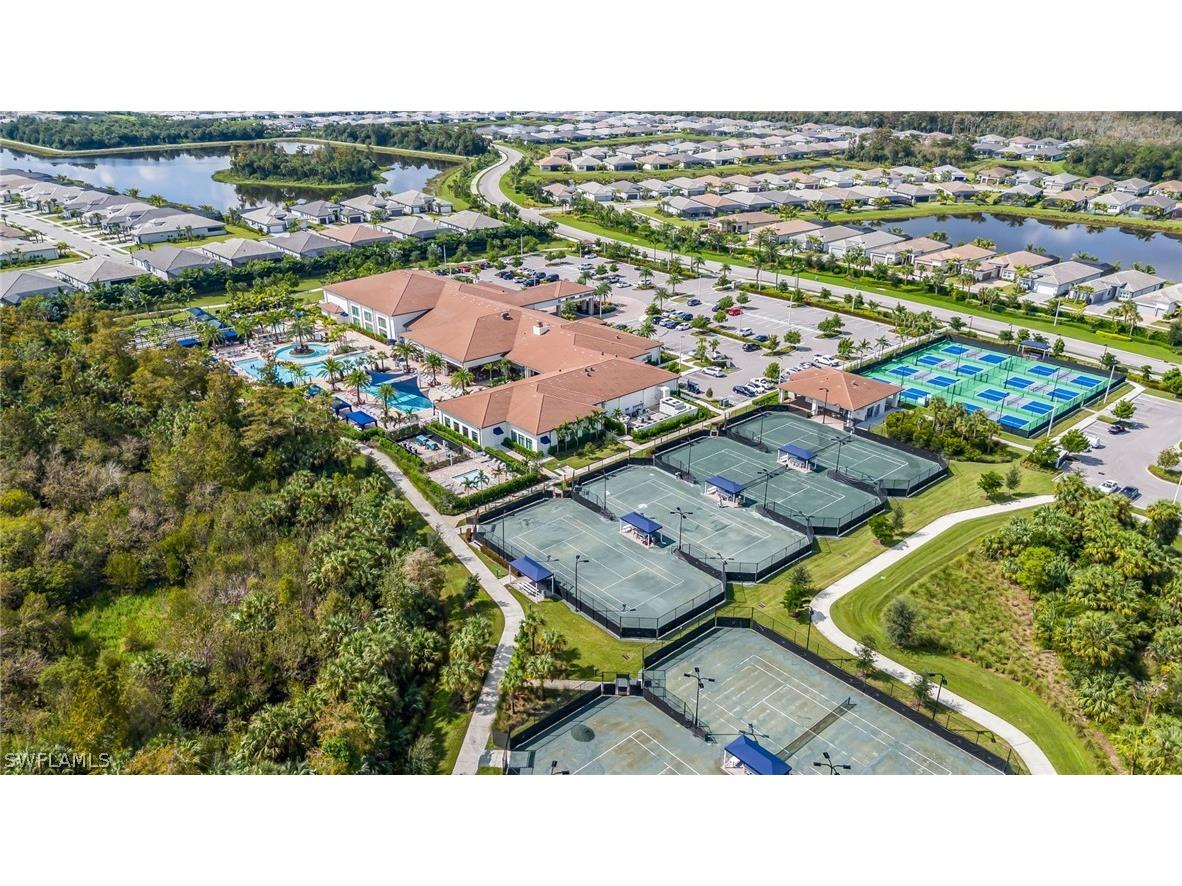 12128 Eucalyptus Way Naples FL 34120 226006266 image36