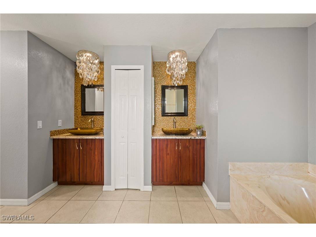 1213 Chiquita Boulevard N Cape Coral FL 33993 225064713 image11