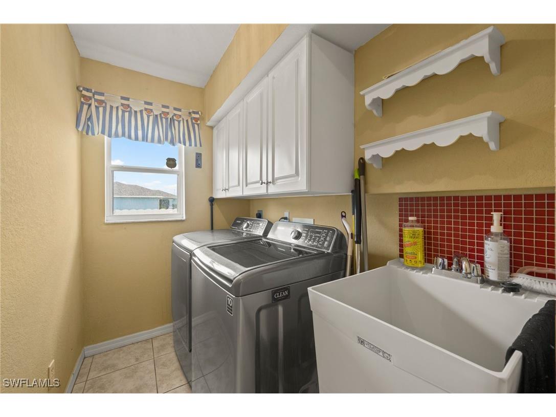 1213 Chiquita Boulevard N Cape Coral FL 33993 225064713 image44