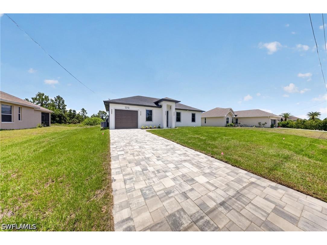 1213 Dodwin Street E Lehigh Acres FL 33974 226012937 image2