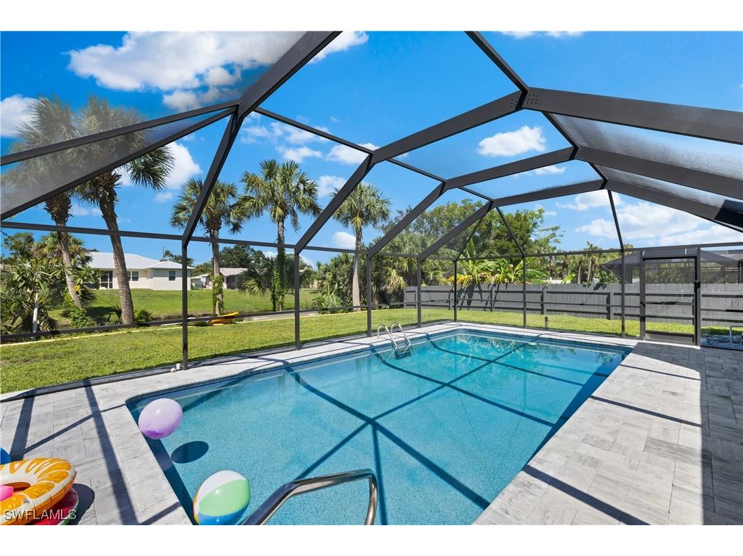 1213 Dorchester Street Port Charlotte FL 33952 223065177 image1