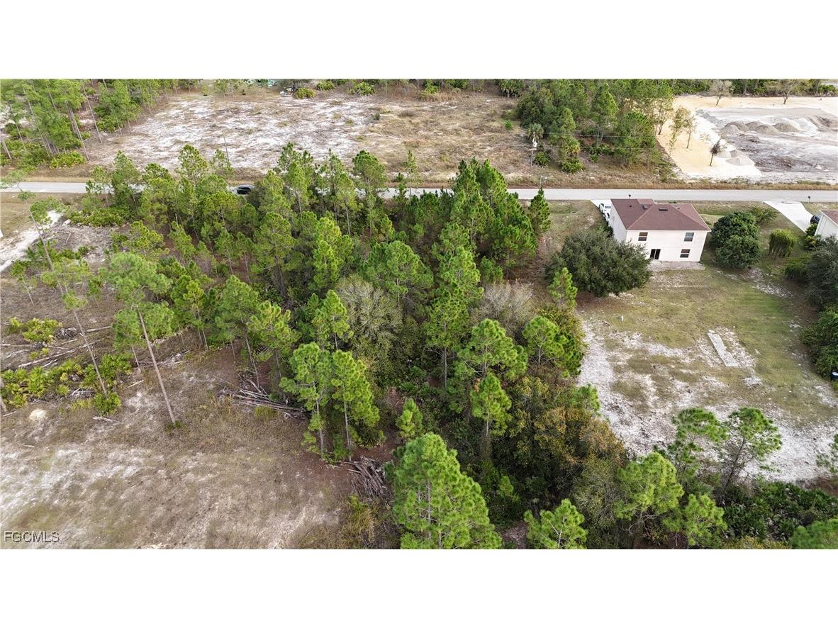 1213 Maple Avenue N Lehigh Acres FL 33972 2025025011 image4