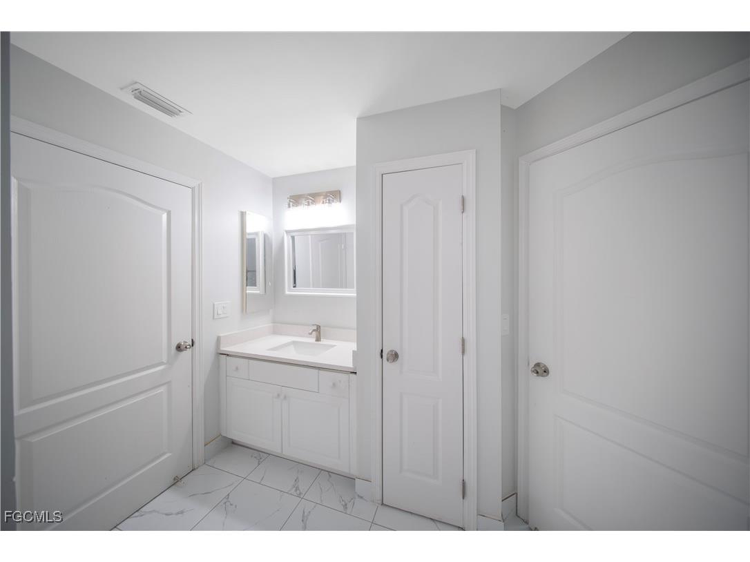 1213 NE 6th Avenue Cape Coral FL 33909 2025008844 image13