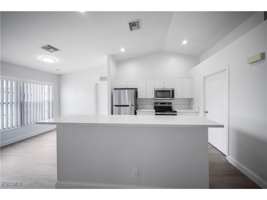 1213 NE 6th Avenue Cape Coral FL 33909 2025008844 image5