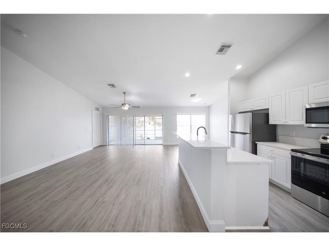 1213 NE 6th Avenue Cape Coral FL 33909 2025008844 image8