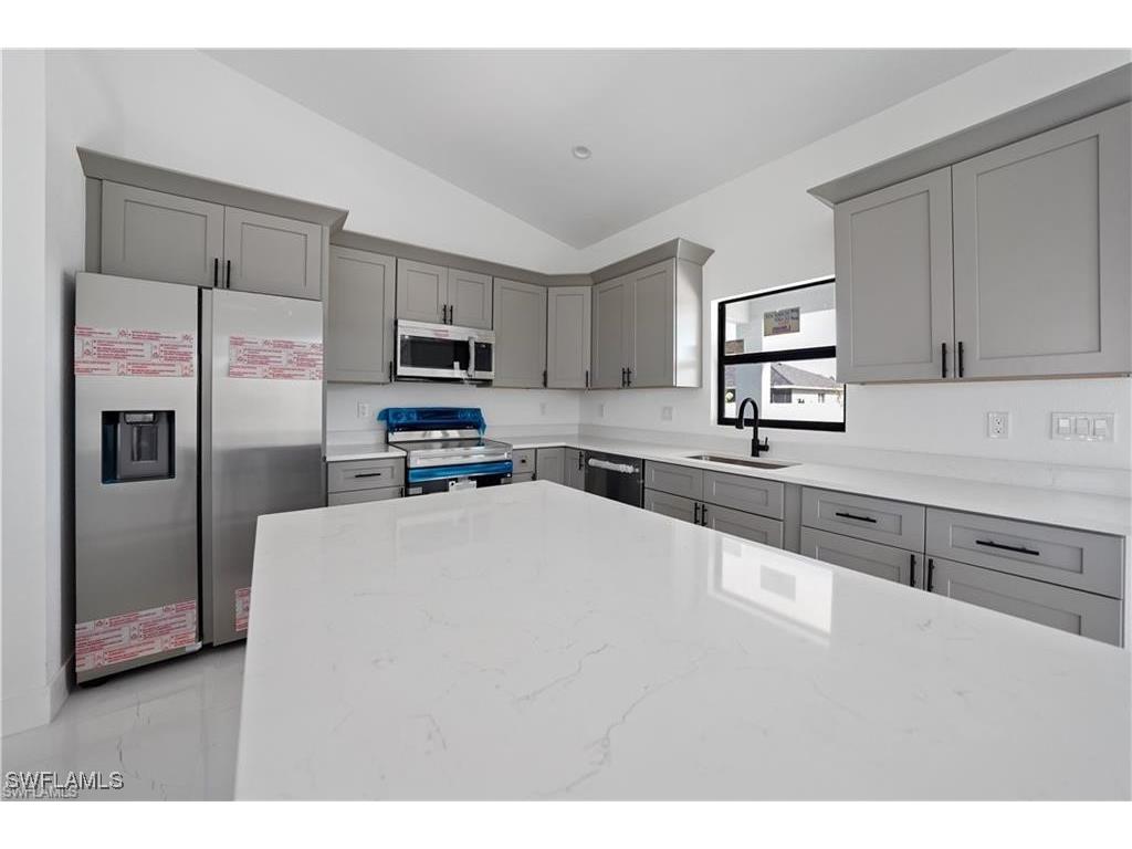 1213 NW 22nd Place Cape Coral FL 33993 225082849 image10