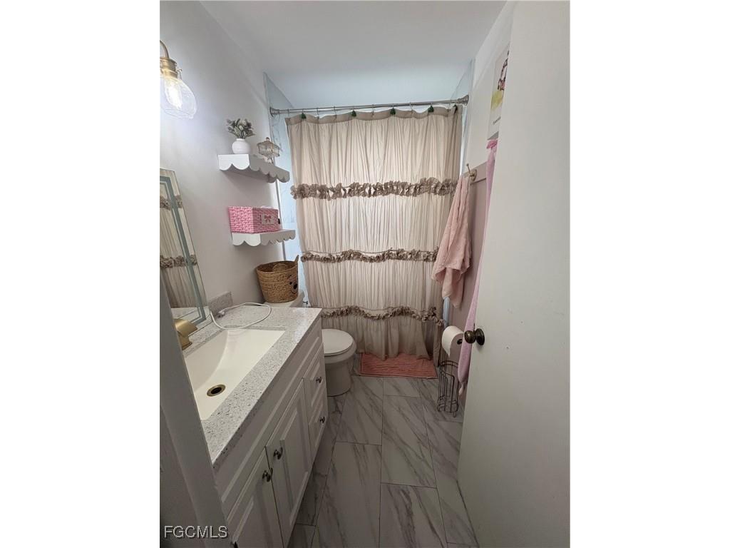 1213 SE 23rd Place #1-2 Cape Coral FL 33990 2025014755 image6