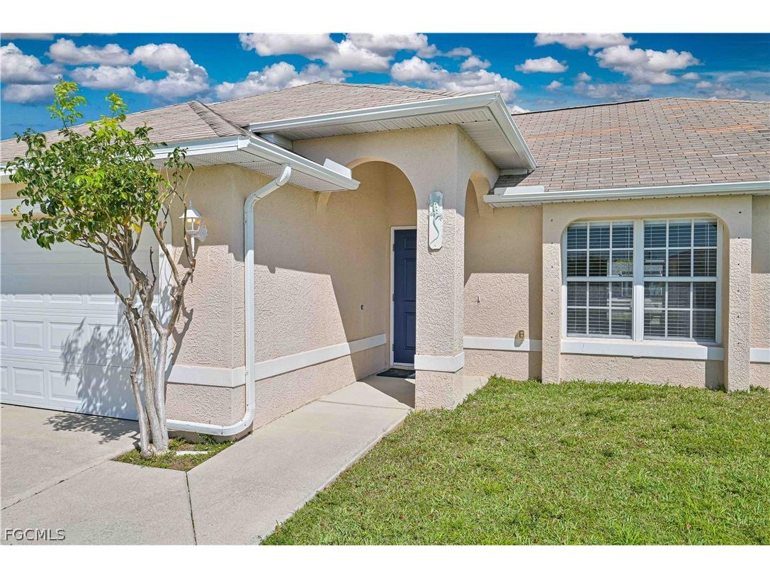 1213 SW 15th Terrace Cape Coral FL 33991 2026013084 image2
