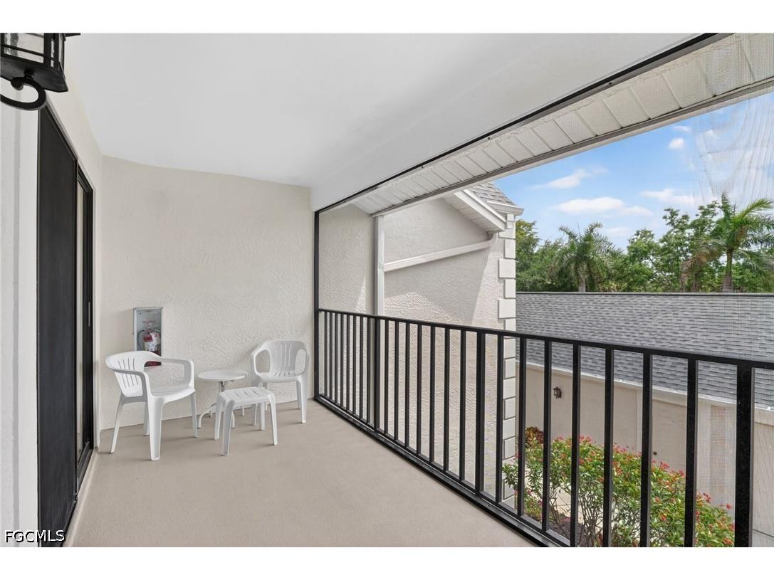 12130 Kelly Greens Boulevard #104 Fort Myers FL 33908 2026016664 image8