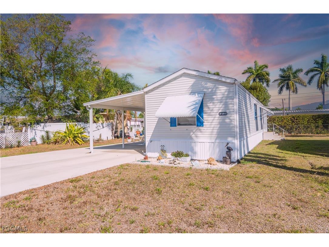 12130 Palm Drive Fort Myers FL 33908 2026009348 image1
