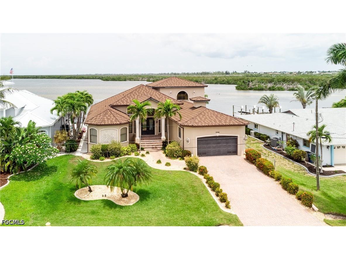 12130 Shoreview Drive Matlacha FL 33993 2026021644 image1