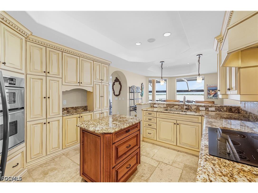 12130 Shoreview Drive Matlacha FL 33993 2026021644 image8